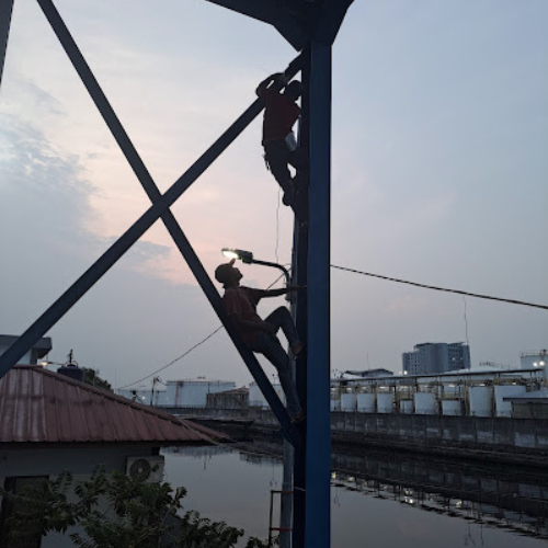 Struktur baja gedung Jakarta - Naidan Karya Makmur